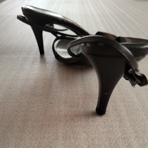 Gucci Black and Brown Sandals - Picture 4 of 9